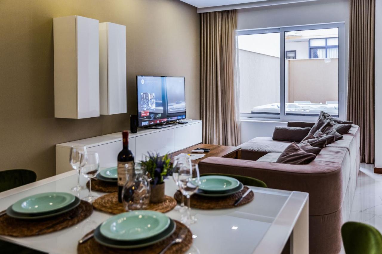 Duplex Maisonette With Jacuzzi By Arcobnb Apartamento Sliema