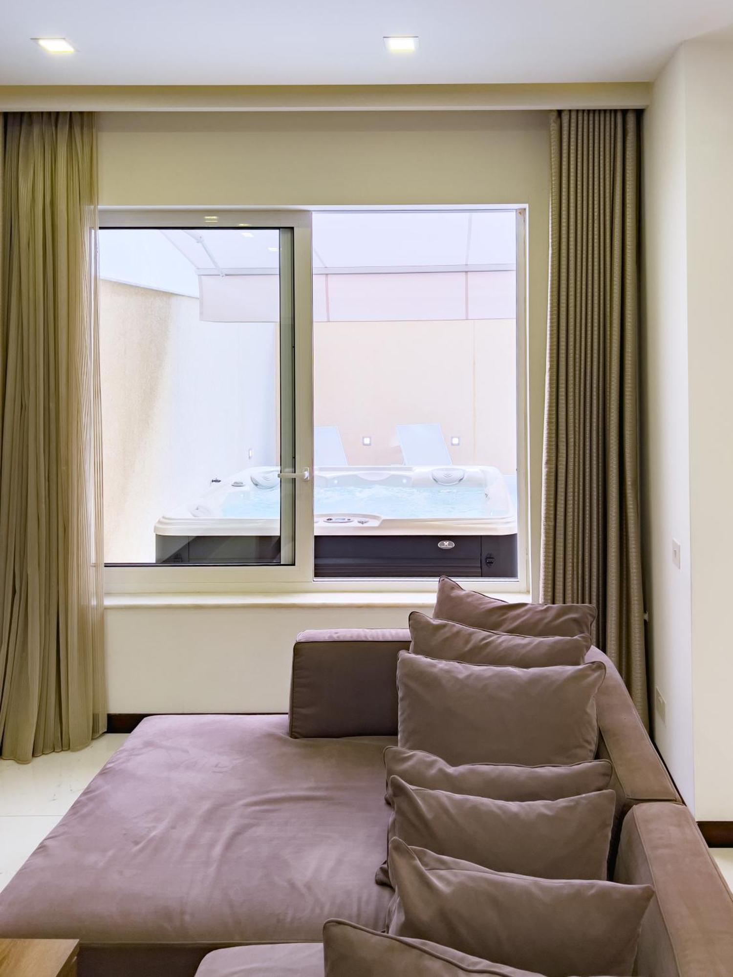 Apartamento Duplex Maisonette With Jacuzzi By Arcobnb Sliema