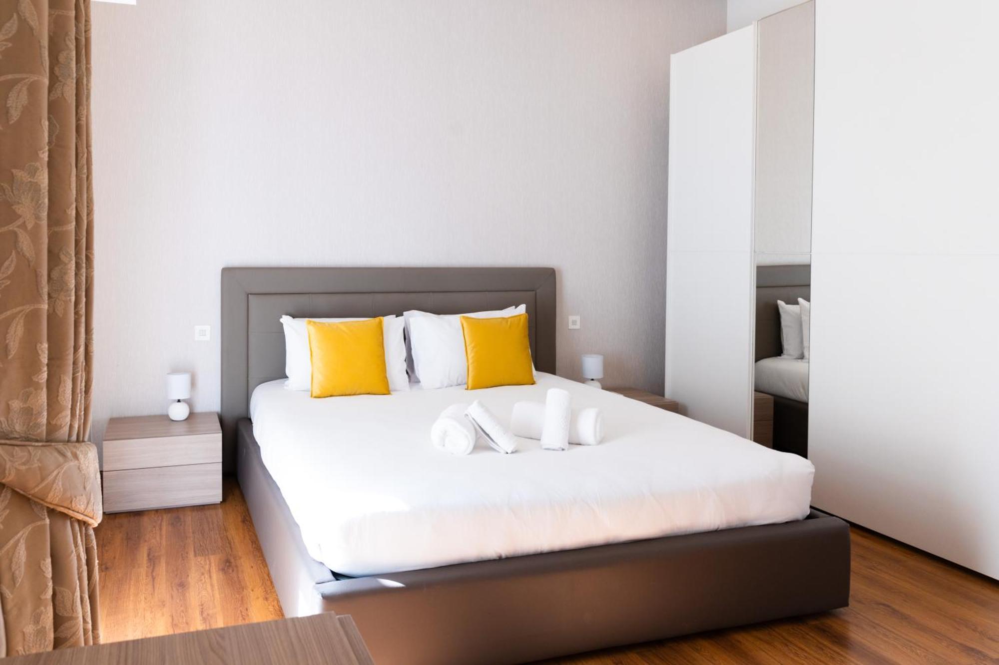 Duplex Maisonette With Jacuzzi By Arcobnb *