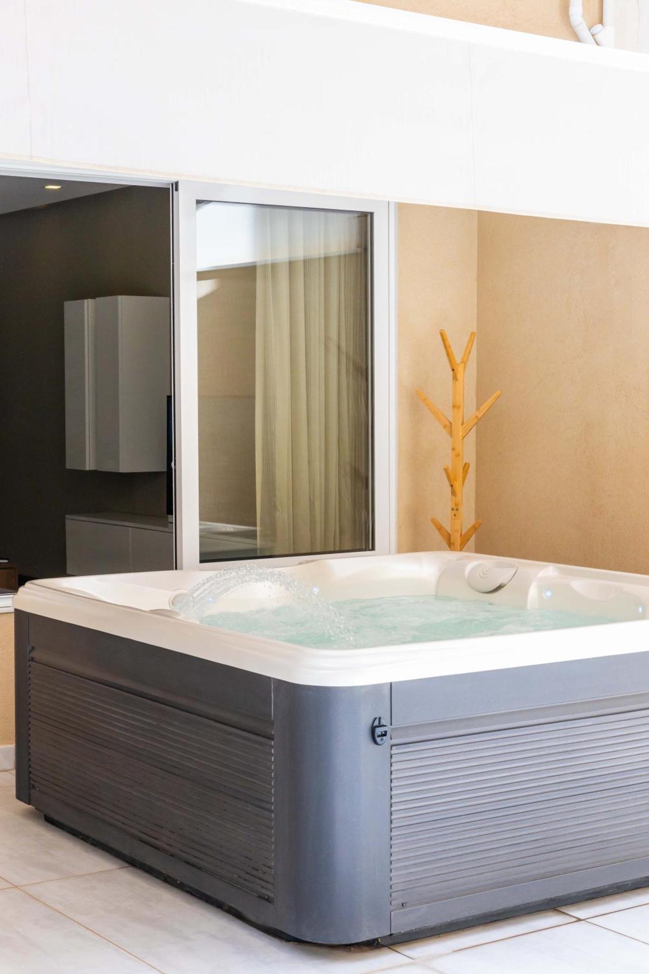 Apartamento Duplex Maisonette With Jacuzzi By Arcobnb Sliema